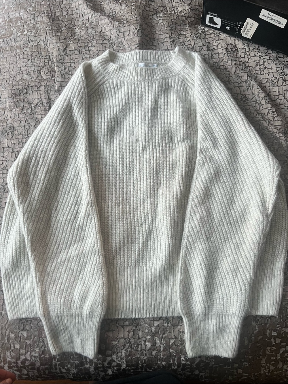 Primark Cares Woman’s white  Crewneck Sweater size XL